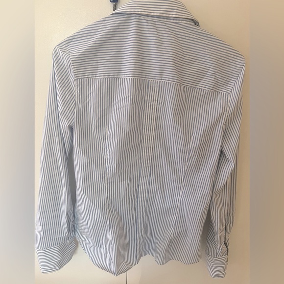 Zara Women's Pint Striped blue & white Button Down Long Sleeve Shirt. Size S - Picture 2 of 5